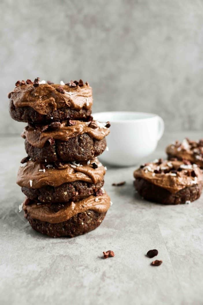 Raw Espresso Donuts (vegan, gluten-free, refined sugar-free) - Unsweetened Caroline-0337