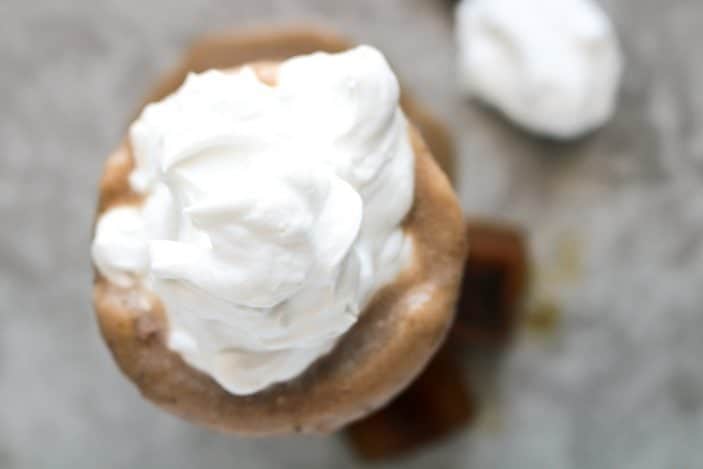 Healthy Caramel Frappuccino (vegan, refined sugar-free!)