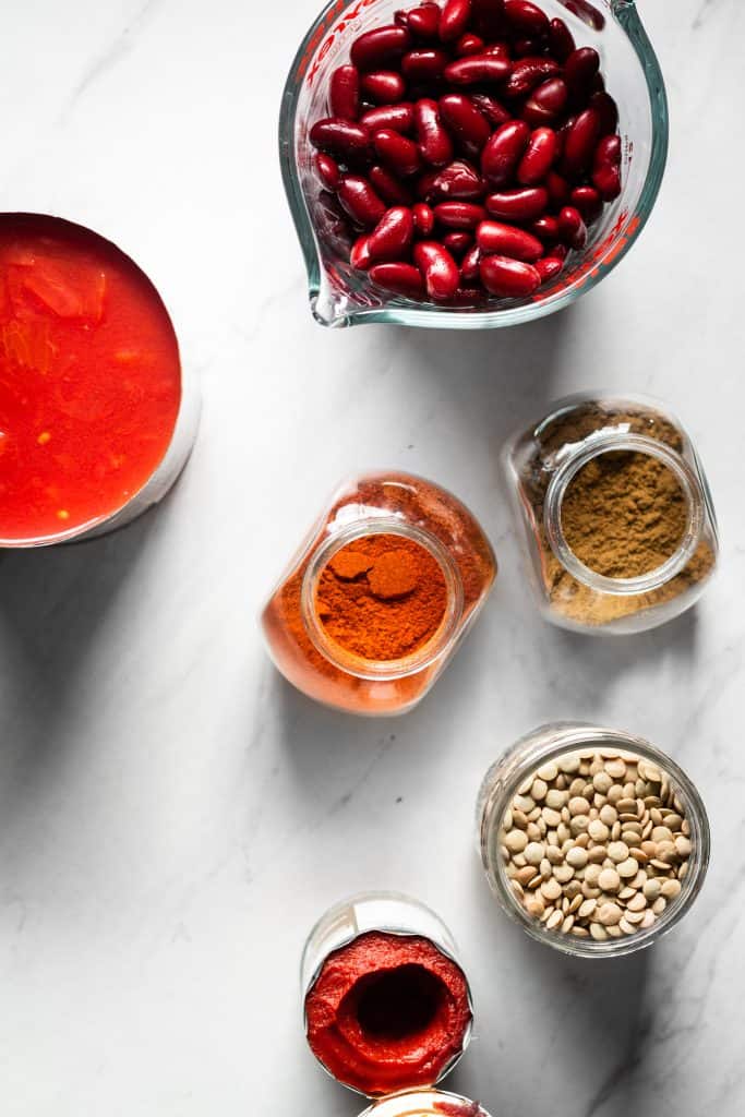 kidney beans, tomatoes, spices and lentils